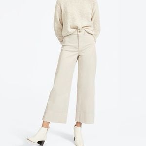 Lightweight Wide-Leg Crop Chino in Sand Size 0